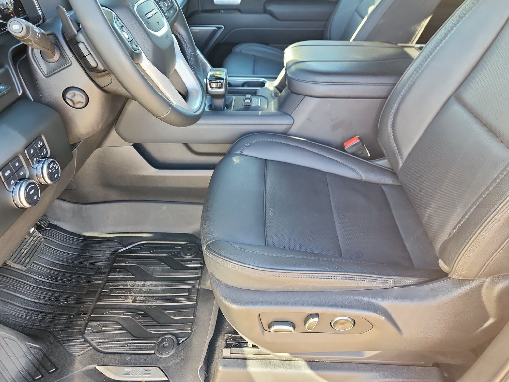 Used 2025 GMC Sierra 1500 Denali w/ Denali Reserve Package AWD/4WD image 9