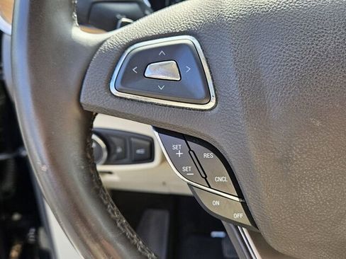 Used 2019 Lincoln MKC Select w/ Select Plus Package image 28