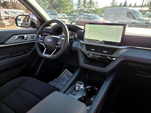 New 2026 Ford Explorer ST image 12