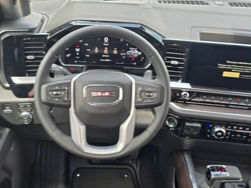 New 2026 GMC Sierra 1500 SLT AWD/4WD image 15