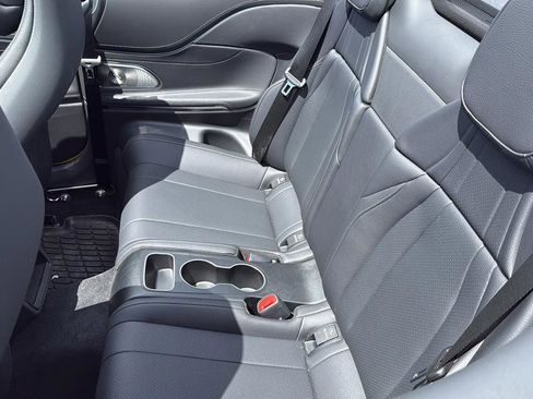 Certified 2026 Mercedes-Benz CLE 300 4MATIC Cabriolet image 20