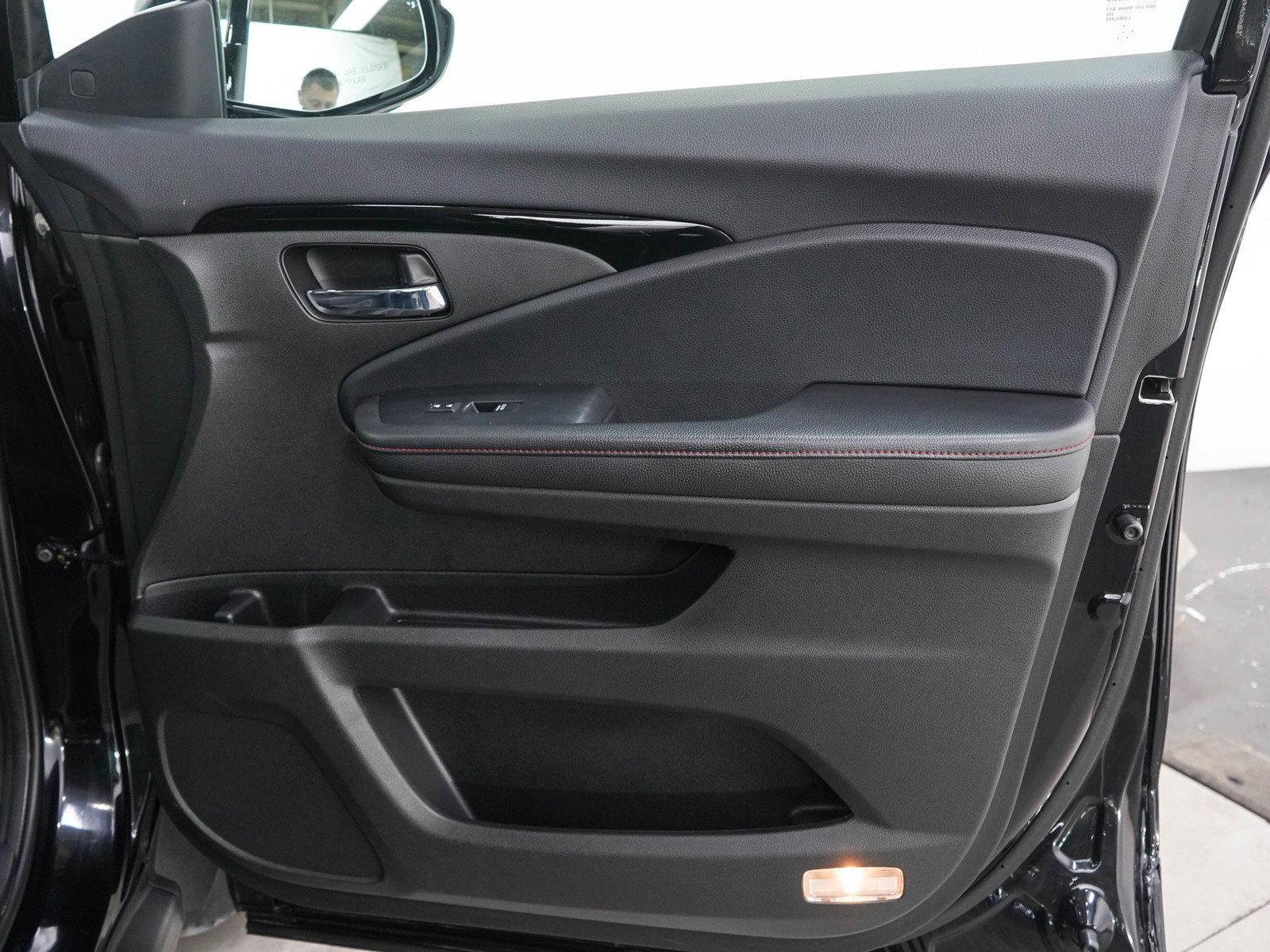Used 2022 Honda Pilot Elite image 12