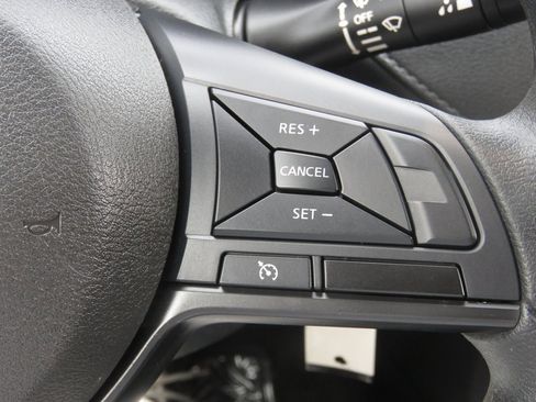 Used 2023 Nissan Versa S w/ S Plus Package image 23