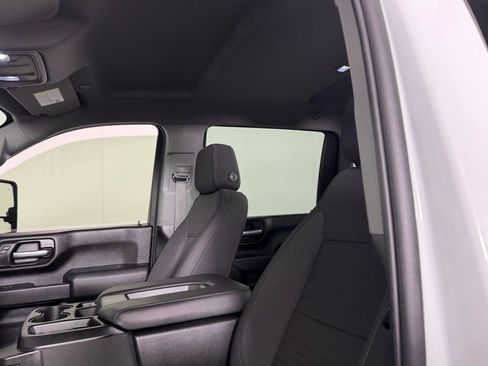 Used 2025 Chevrolet Silverado 3500 W/T w/ WT/CX Safety Package image 21