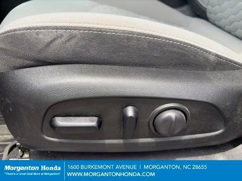 Used 2020 Chevrolet Equinox LS w/ LS Convenience Package AWD/4WD image 13
