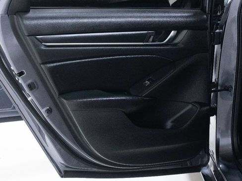 Used 2020 Honda Accord Sport image 16