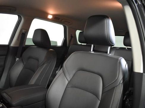 New 2026 Nissan Pathfinder SL AWD/4WD image 10