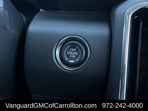 New 2026 GMC Acadia Denali Ultimate w/ LPO, Floor Liner Package AWD/4WD image 19