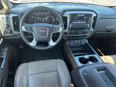 Used 2017 GMC Sierra 1500 SLT image 24