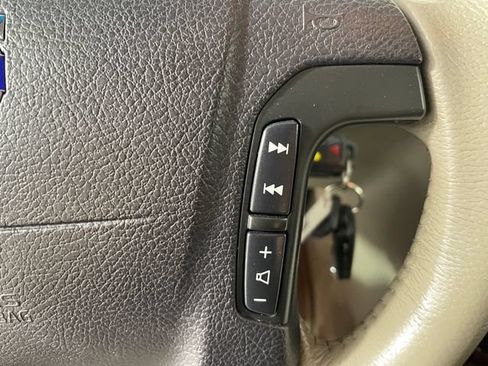 Used 2007 Volvo XC70 AWD/4WD image 10
