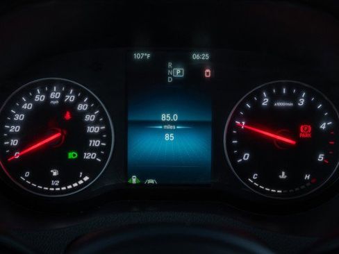 Used 2024 Mercedes-Benz Sprinter 2500 image 35