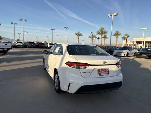 Used 2023 Toyota Corolla LE FWD image 7