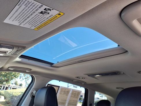 Certified 2022 Kia Telluride EX w/ EX Premium Package image 24