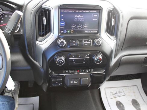Used 2021 Chevrolet Silverado 2500 LT w/ Z71 Off-Road Package AWD/4WD image 14