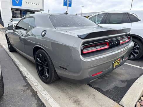 Used 2017 Dodge Challenger R/T Plus image 23