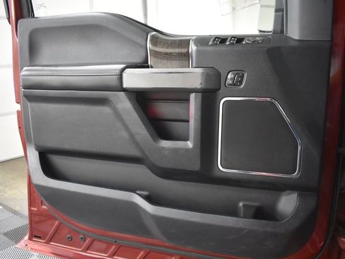 Used 2017 Ford F150 Platinum w/ Equipment Group 701A Luxury image 28