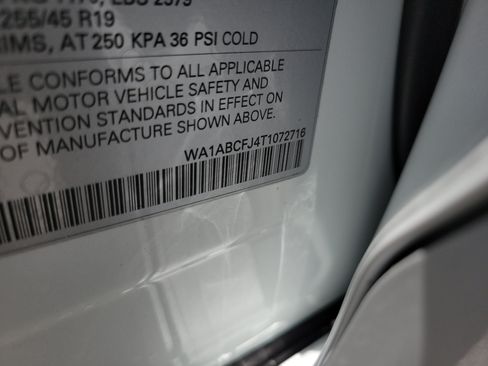 New 2026 Audi Q3 quattro 2.0T AWD/4WD image 36