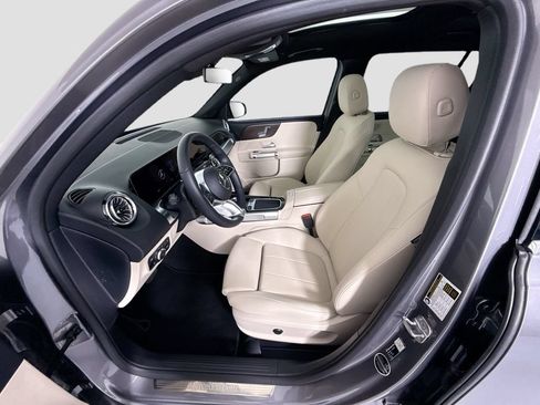 Used 2026 Mercedes-Benz GLB 250 image 19