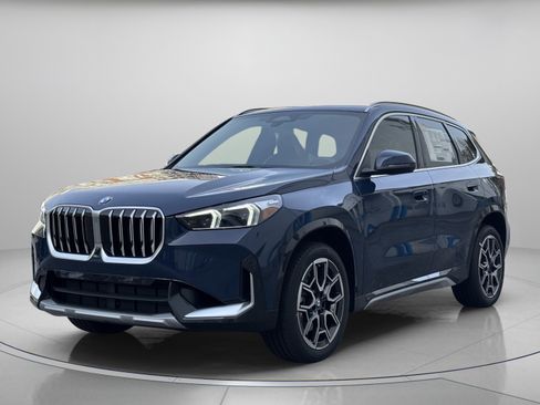 Used 2026 BMW X1 xDrive28i AWD/4WD image 2