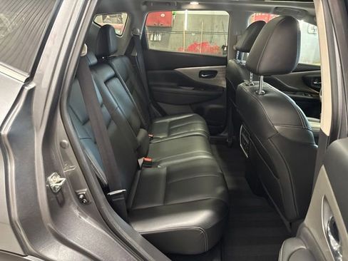 Used 2018 Nissan Murano SL w/ Moonroof Package AWD/4WD image 17
