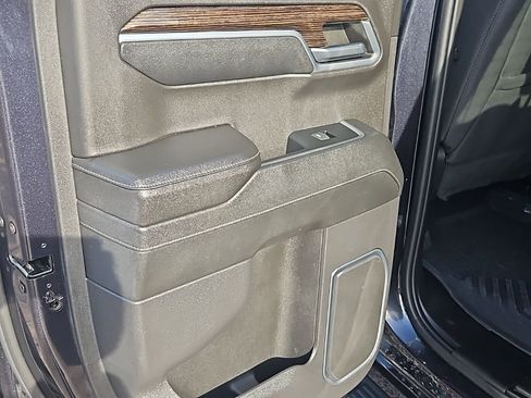 Used 2023 GMC Sierra 1500 Elevation image 18