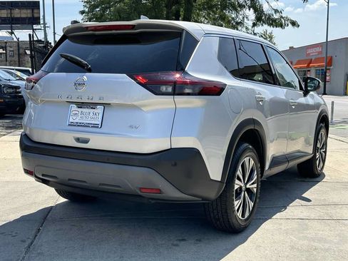 Used 2021 Nissan Rogue SV FWD image 5