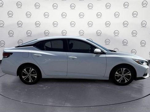 Used 2021 Nissan Sentra SV image 6