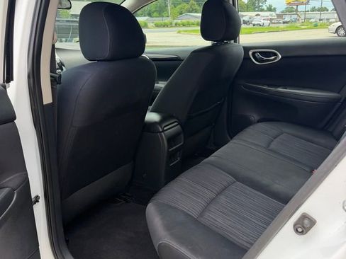 Used 2017 Nissan Sentra SV FWD image 9