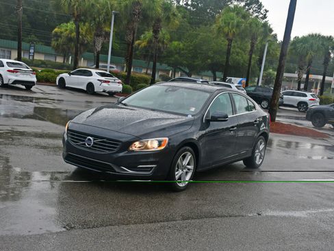 Used 2014 Volvo S60 T5 FWD image 6