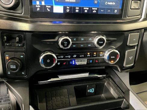 Used 2024 Ford F250 Lariat w/ Lariat Ultimate Package image 32