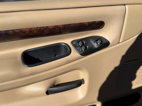 Used 1997 Dodge Ram 1500 Truck 4x4 Regular Cab image 26