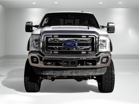 Used 2015 Ford F350 Lariat w/ Lariat Ultimate Package image 4