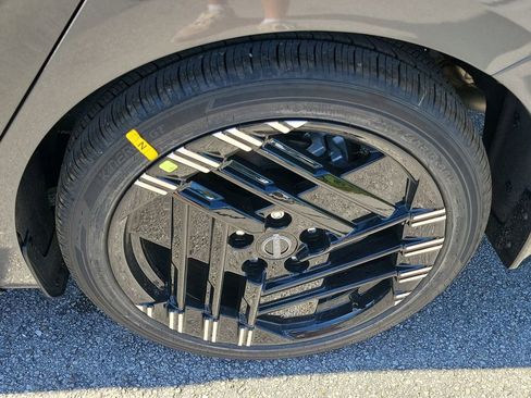 New 2026 Nissan Sentra SR image 14