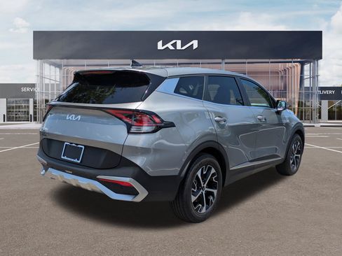 Certified 2025 Kia Sportage EX FWD image 4