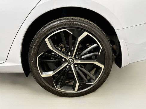 Used 2024 Nissan Altima 2.5 SR w/ SR Premium Package AWD/4WD image 30