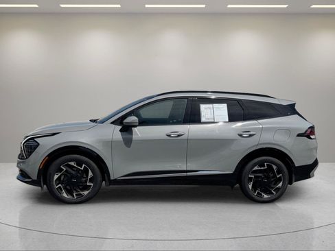 Used 2023 Kia Sportage SX FWD image 2