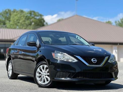 Used 2017 Nissan Sentra S w/ S Style Package FWD image 3