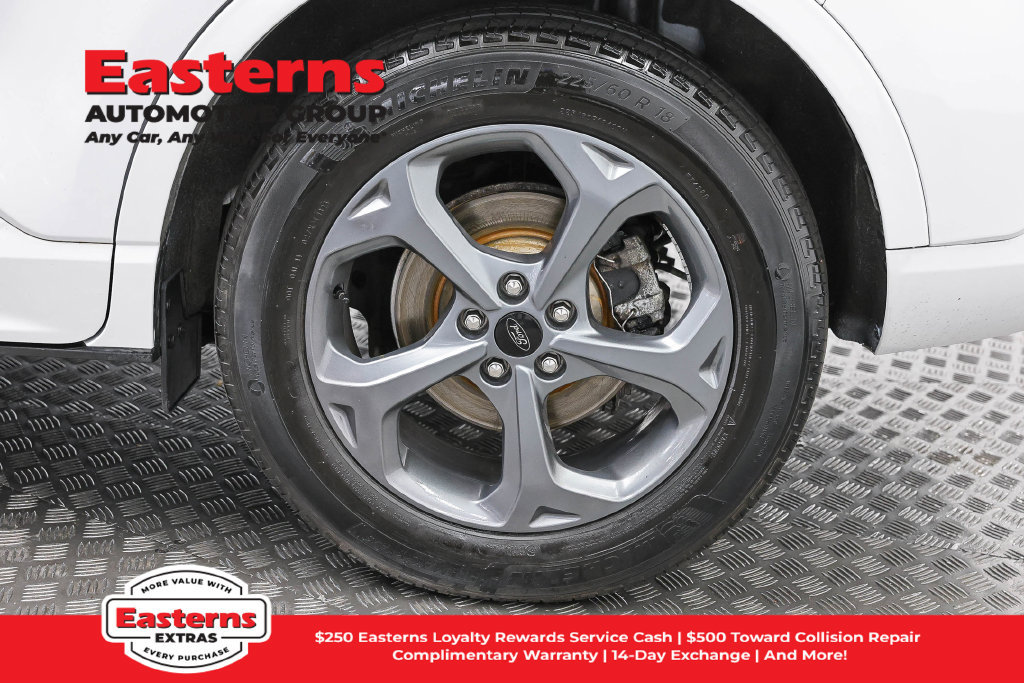 Used 2023 Ford Escape ST-Line Select AWD/4WD image 34