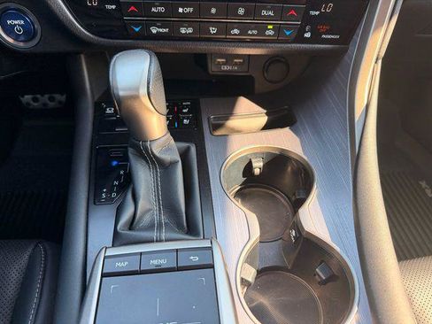 Certified 2022 Lexus RX 450h F Sport w/ Cold Area Package (CT) AWD/4WD image 22