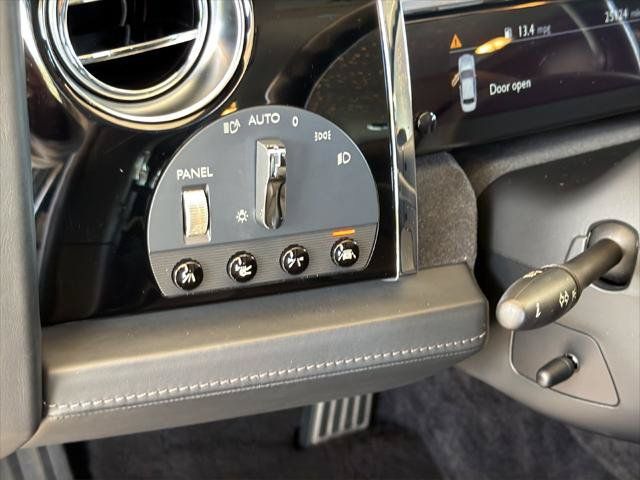 Certified 2018 Rolls-Royce Ghost RWD image 24