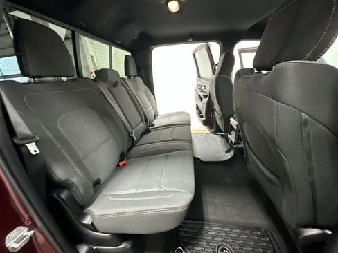 Used 2021 RAM 1500 Big Horn image 24