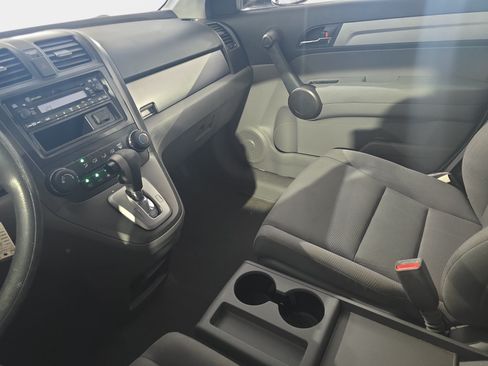 Used 2011 Honda CR-V LX image 18