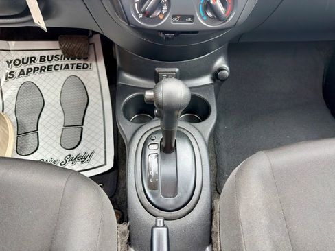 Used 2019 Nissan Versa S Plus image 20