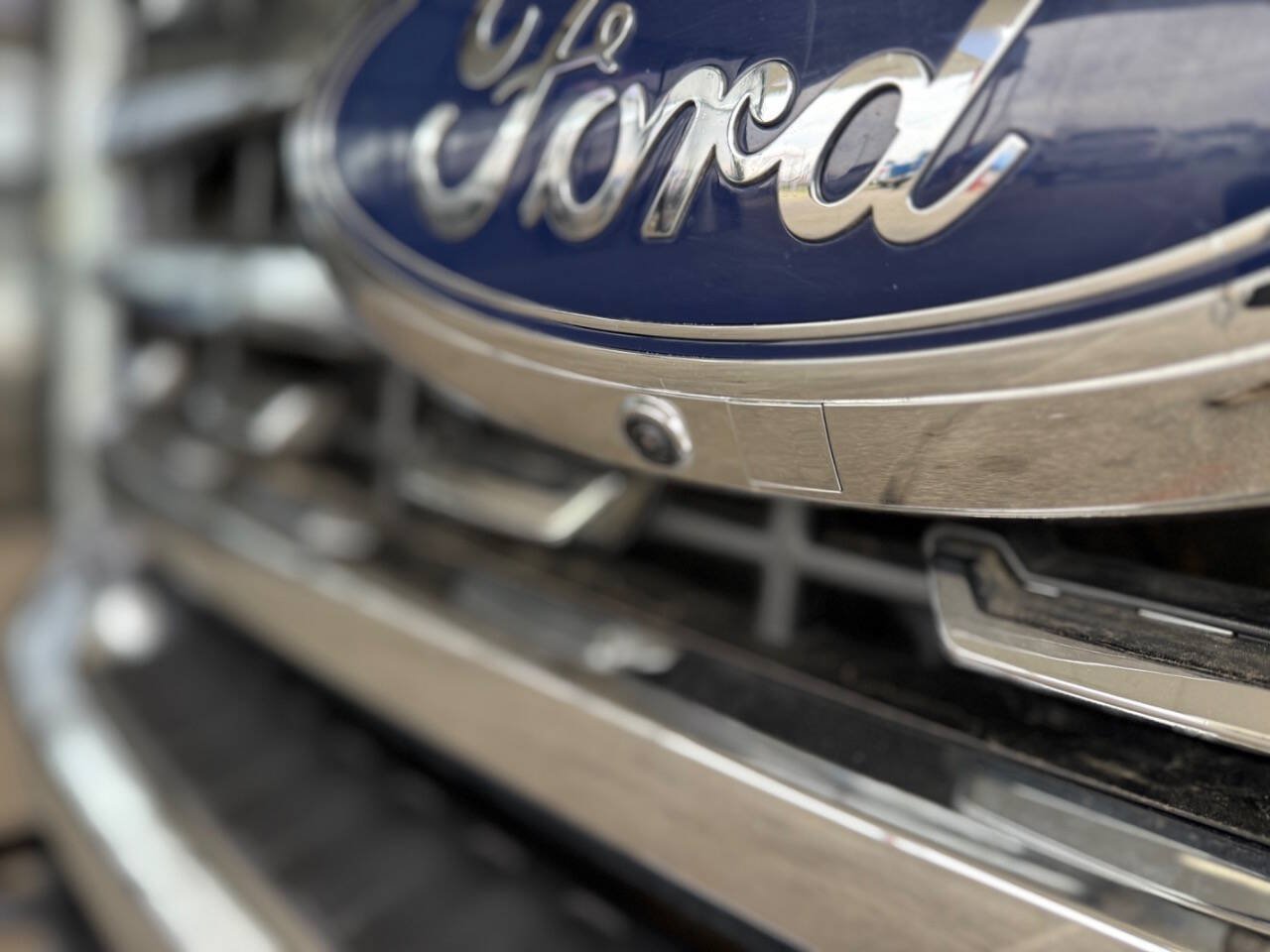 Used 2024 Ford F350 Lariat AWD/4WD image 14