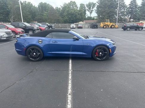 Used 2023 Chevrolet Camaro LT w/ RS Package RWD image 5