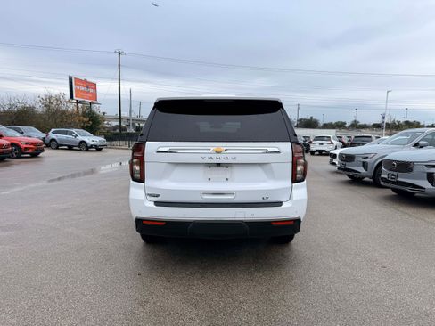Used 2022 Chevrolet Tahoe LT w/ Luxury Package image 5