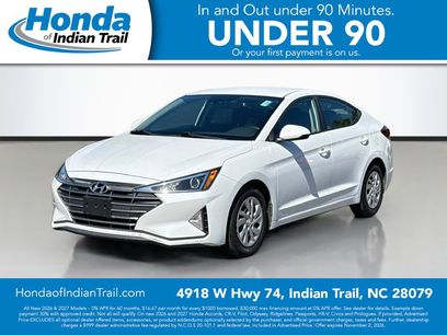 Used 2020 Hyundai Elantra SE w/ Cargo Package (C1)
