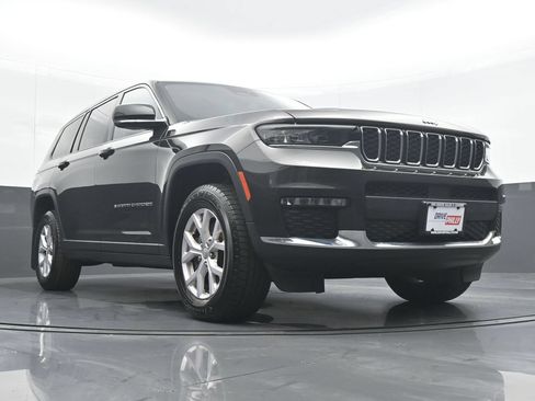 Used 2022 Jeep Grand Cherokee L Limited AWD/4WD image 35
