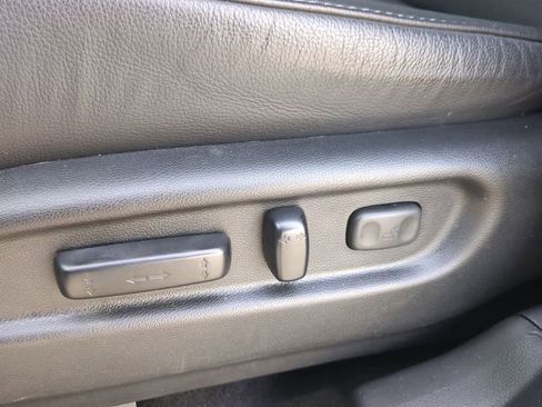 Used 2025 Honda Passport EX-L image 16