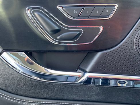 Used 2023 Lincoln Corsair Standard w/ Towing Package image 19